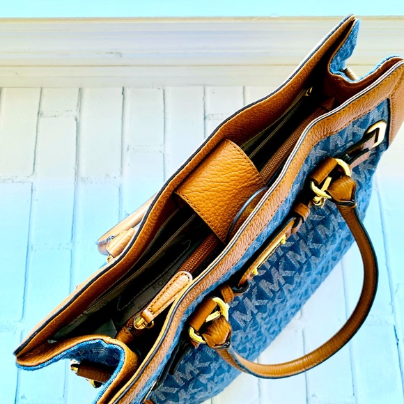 Rare! Michael Kors Hamilton Frame Out Denim Tote - Picture 9 of 15